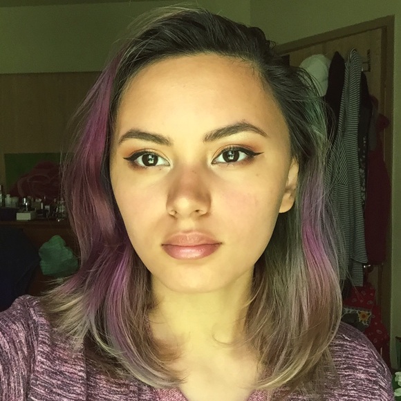 Meet your Posher, Marissa - Picture 1 of 1